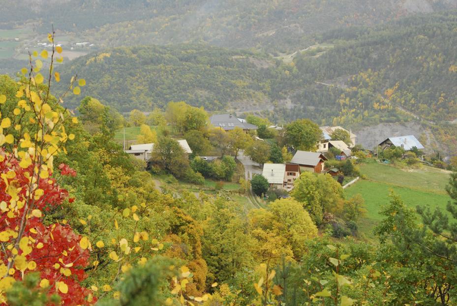 La Ferme De Beaute Bed and Breakfast Chateauroux-les-Alpes Eksteriør billede